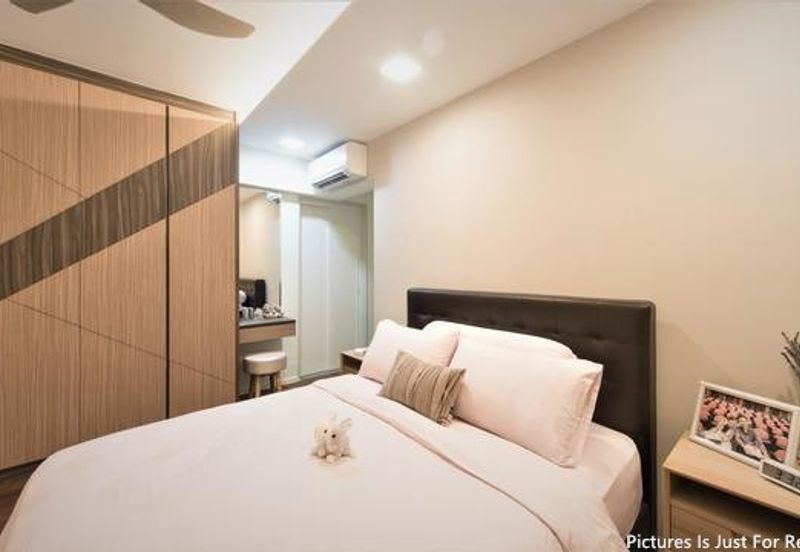 NEAR INTI FREEHOLD CONDO LOW DENSE 4 ROOM LOW ENTRY FEES