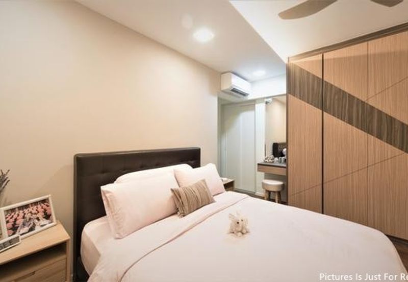 NEAR INTI FREEHOLD CONDO LOW DENSE 4 ROOM LOW ENTRY FEES