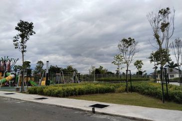 Unfurnished With Fan & Lighting, Gated Guarded, Nice Environment