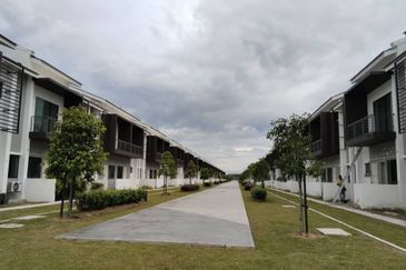 Unfurnished With Fan & Lighting, Gated Guarded, Nice Environment