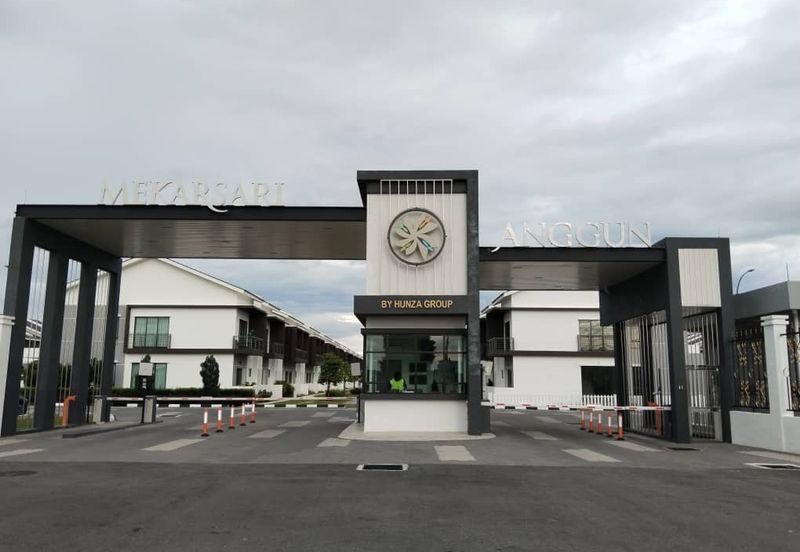 Unfurnished With Fan & Lighting, Gated Guarded, Nice Environment