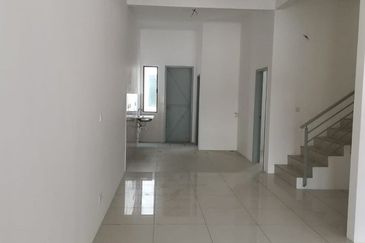 Gated & Guarded, New Condition With Fan & Lighting, Simpang Ampat