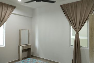 Fully Furnished, New Furniture, Near FTZ Bayan Lepas, Airport