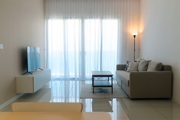 Queens Residences @ Queens Waterfront