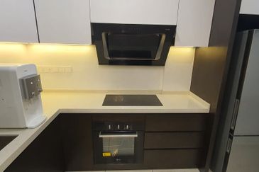 Queens Residences @ Queens Waterfront