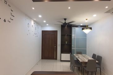 Queens Residences @ Queens Waterfront