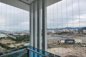 Queens Residences @ Queens Waterfront