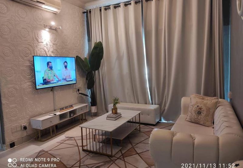 University Place (Plaza Ivory)