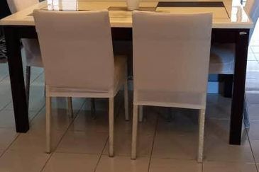 University Place (Plaza Ivory)