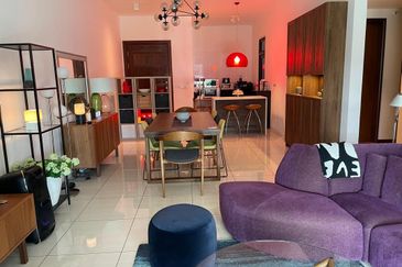 Queens Residences @ Queens Waterfront