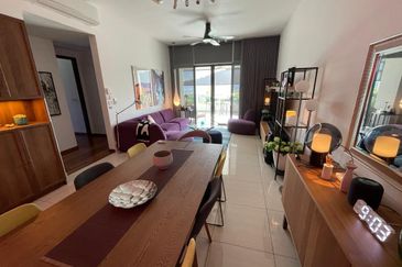 Queens Residences @ Queens Waterfront