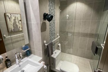 Queens Residences @ Queens Waterfront