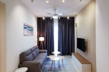 Queens Residences @ Queens Waterfront