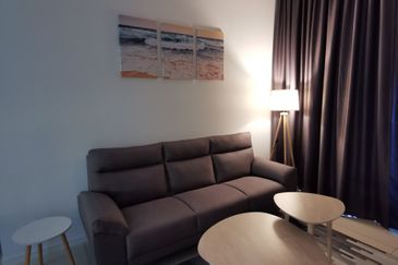 Queens Residences @ Queens Waterfront