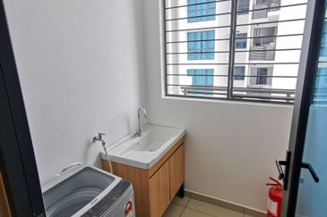 Queens Residences @ Queens Waterfront