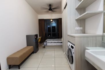 Queens Residences @ Queens Waterfront