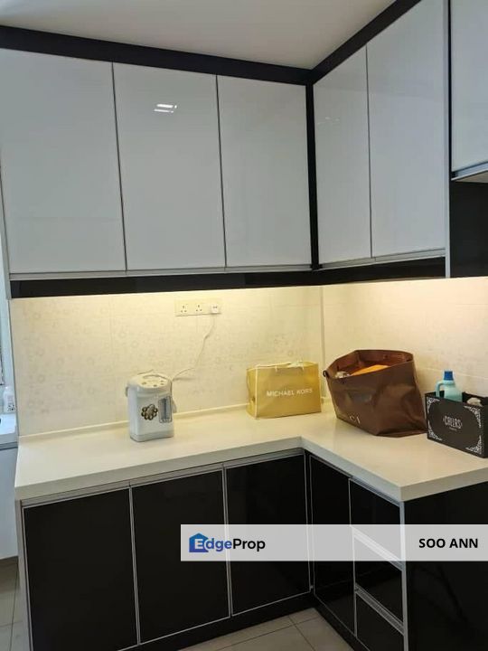 Paradesa Tropica II 3Bedrooms For Sale Newly Renovated Unit , Selangor, Bandar Sri Damansara