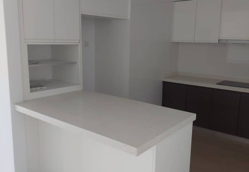 Royalle Condominium @ North Kiara