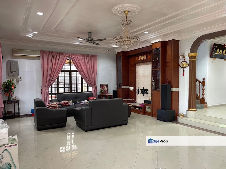 Double storey bangalow for Sale @RM1,800,000 By LOW JIUNN YAN | EdgeProp.my