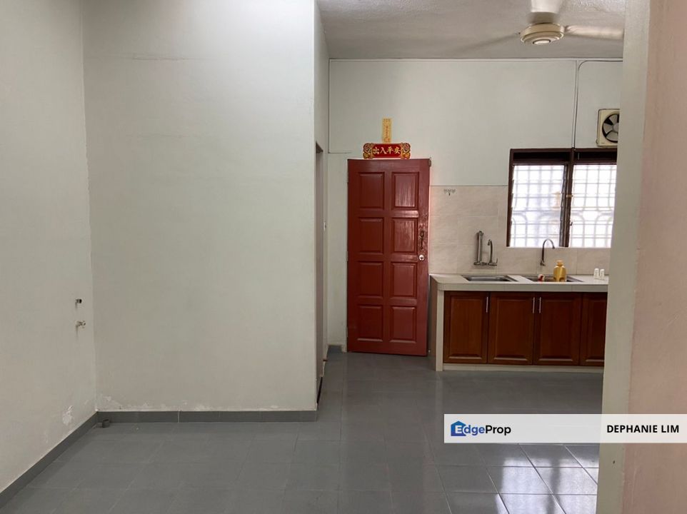 Taman Klang Utama House For Sale 2 Storey Terrace House  Rm450K, Selangor, Klang