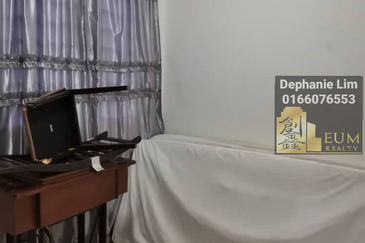 Jalan Setia Impian U13/4P