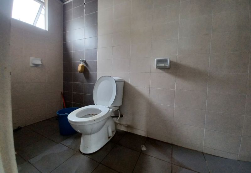 Setia Alam Shop For Rent Corner Unit Level 1 