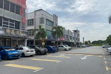 Bandar Bukit Raja @Taipan