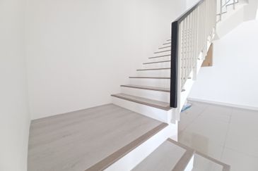 Nadira 3 @ Bukit Raja