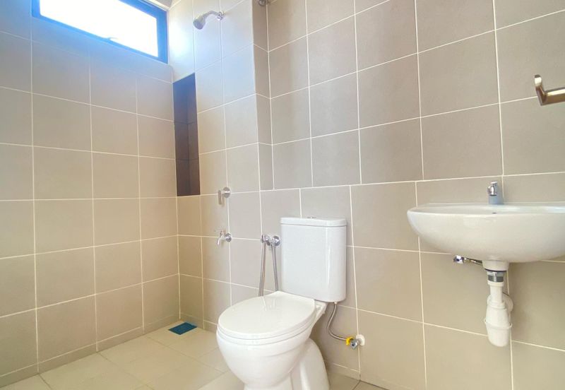 Nadira 3 @ Bukit Raja