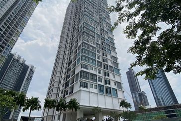 I Residence @ I City