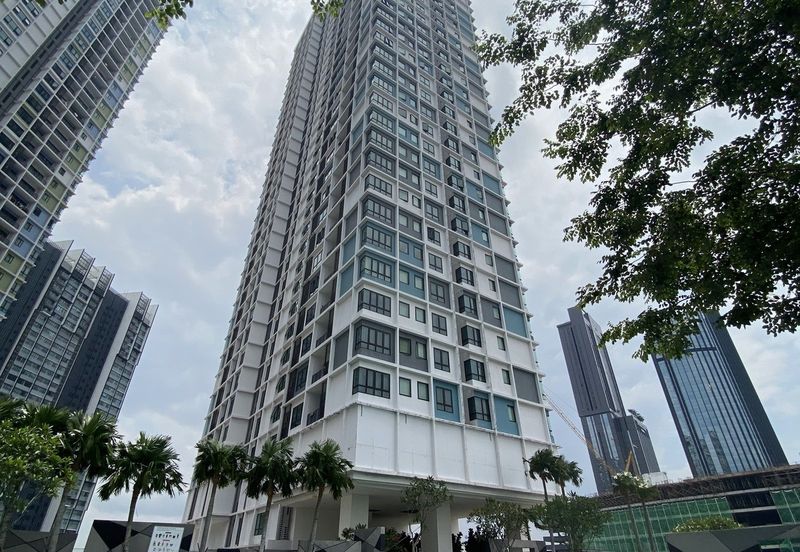 I Residence @ I City