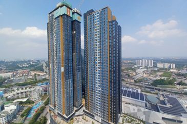 I Residence @ I City