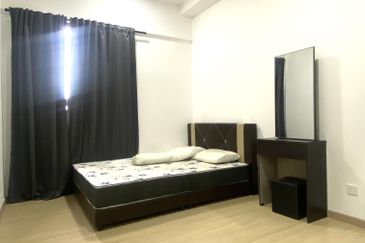 Gravit8 @ Klang South