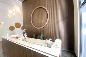 Gravit8 @ Klang South