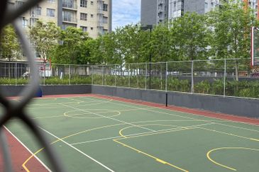 Gravit8 @ Klang South