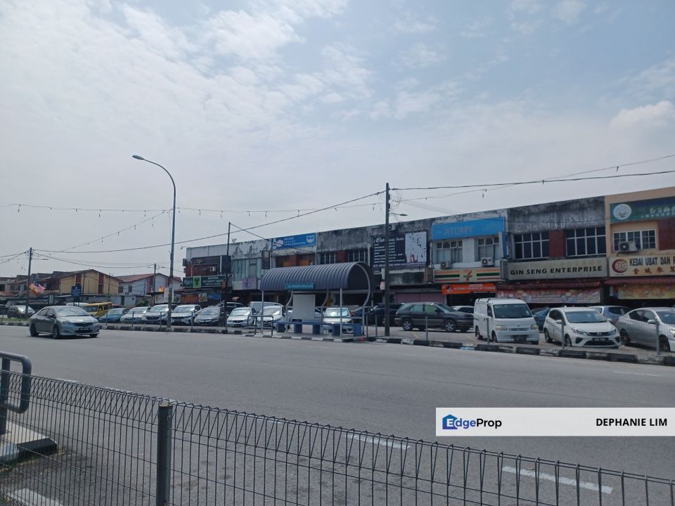 Klang Utama House For Sale Facing Road Walking Distance 99 Speedmart And Restaurant, Selangor, Klang