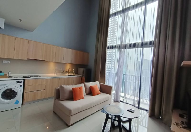 I Residence @ I City