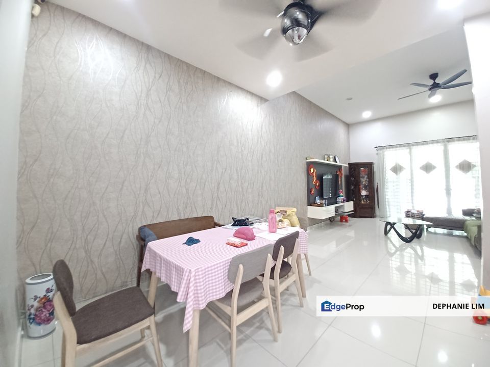 Bukit Raja House For Sale Double Storey Terrace House Fully Renovated Facing Road Fully Extend, Selangor, Klang