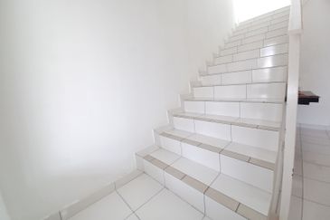 Jalan Setia Permai U13/43