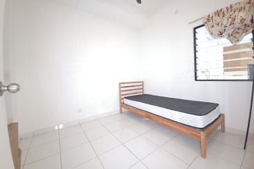 Jalan Setia Permai U13/43