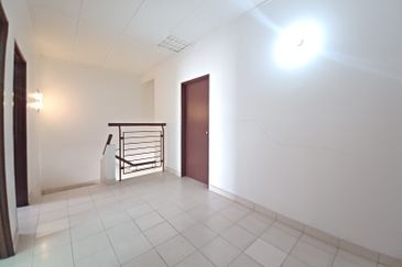 Jalan Makyong, Bandar Bukit Raja