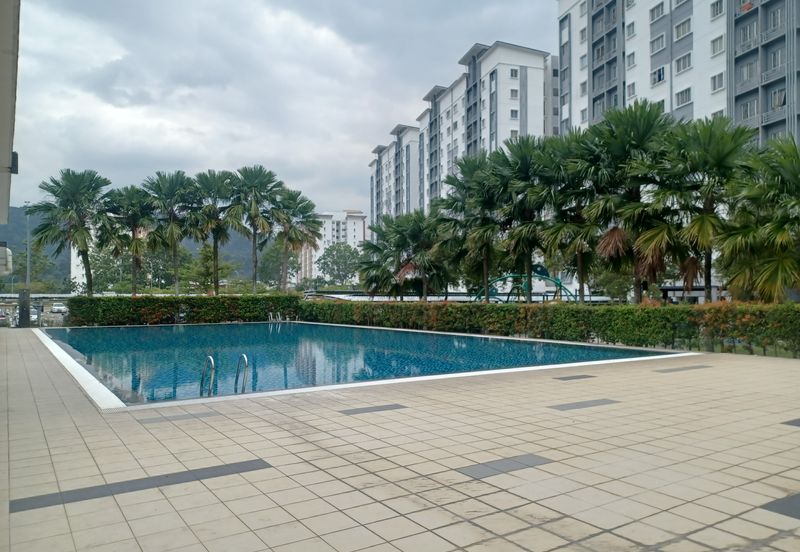 Seri Intan Apartments @ Setia Alam