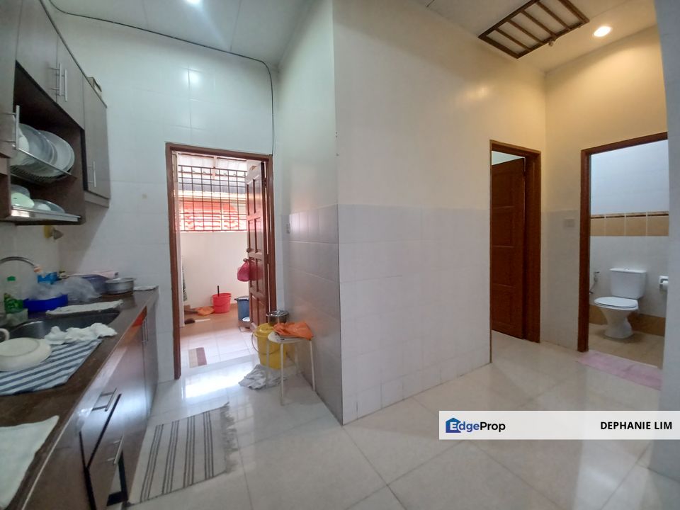 Bukit Raja House For Sale Open Car Park Kitchen Cabint Top And Bottom Single Storey Terrace, Selangor, Klang