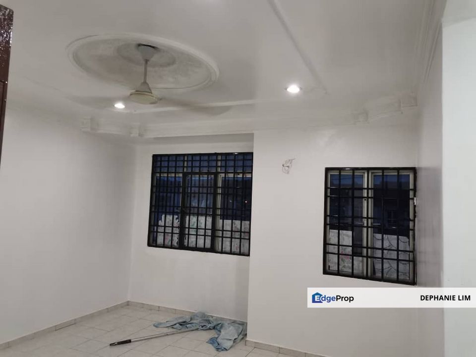 Klang Bandar Puteri House For Sale 2 Storey Terrace House , Selangor, Klang