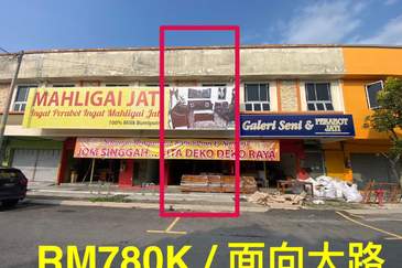 Kuala Selangar Asam Jawa  2 Storey Shop for Sale, Prime Commercial Investment at RM780K only!