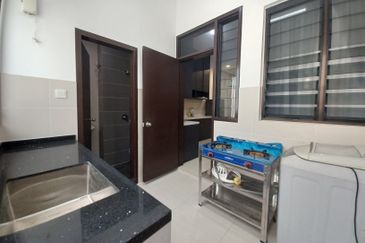 Zeyheri, Setia Utama 2