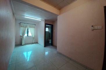 Jalan Sungai Kapar Indah 