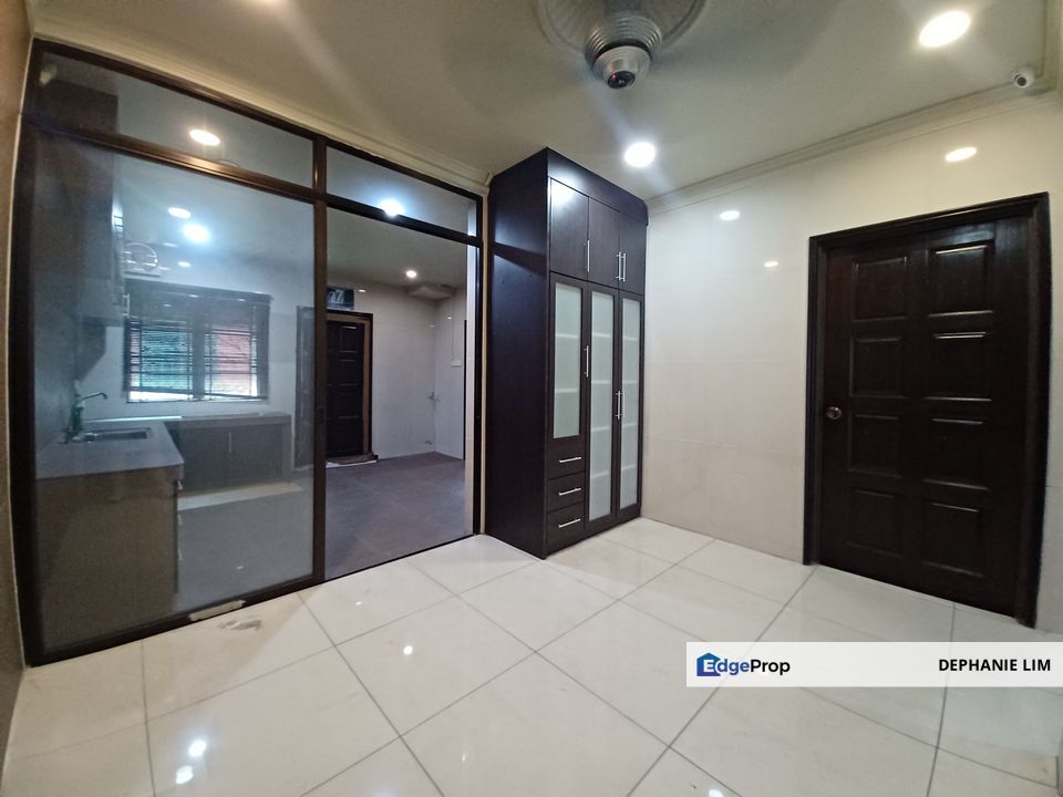 Sungai Kapar Indah Double Storey Terraced House For Sale Fully Renovated, Selangor, Kapar 
