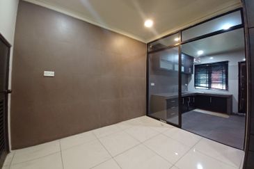 Jalan Sungai Kapar Indah 