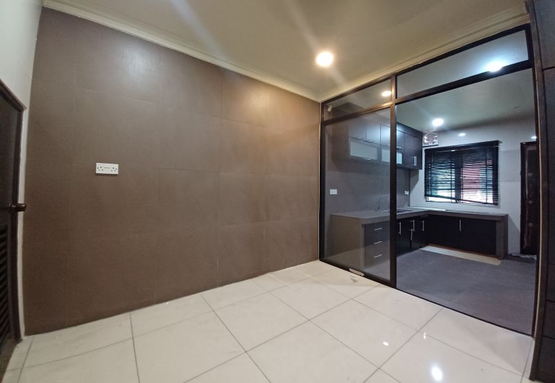 Jalan Sungai Kapar Indah 